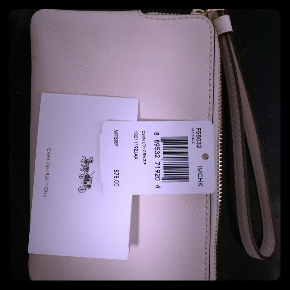 NWT Coach Wristlet white